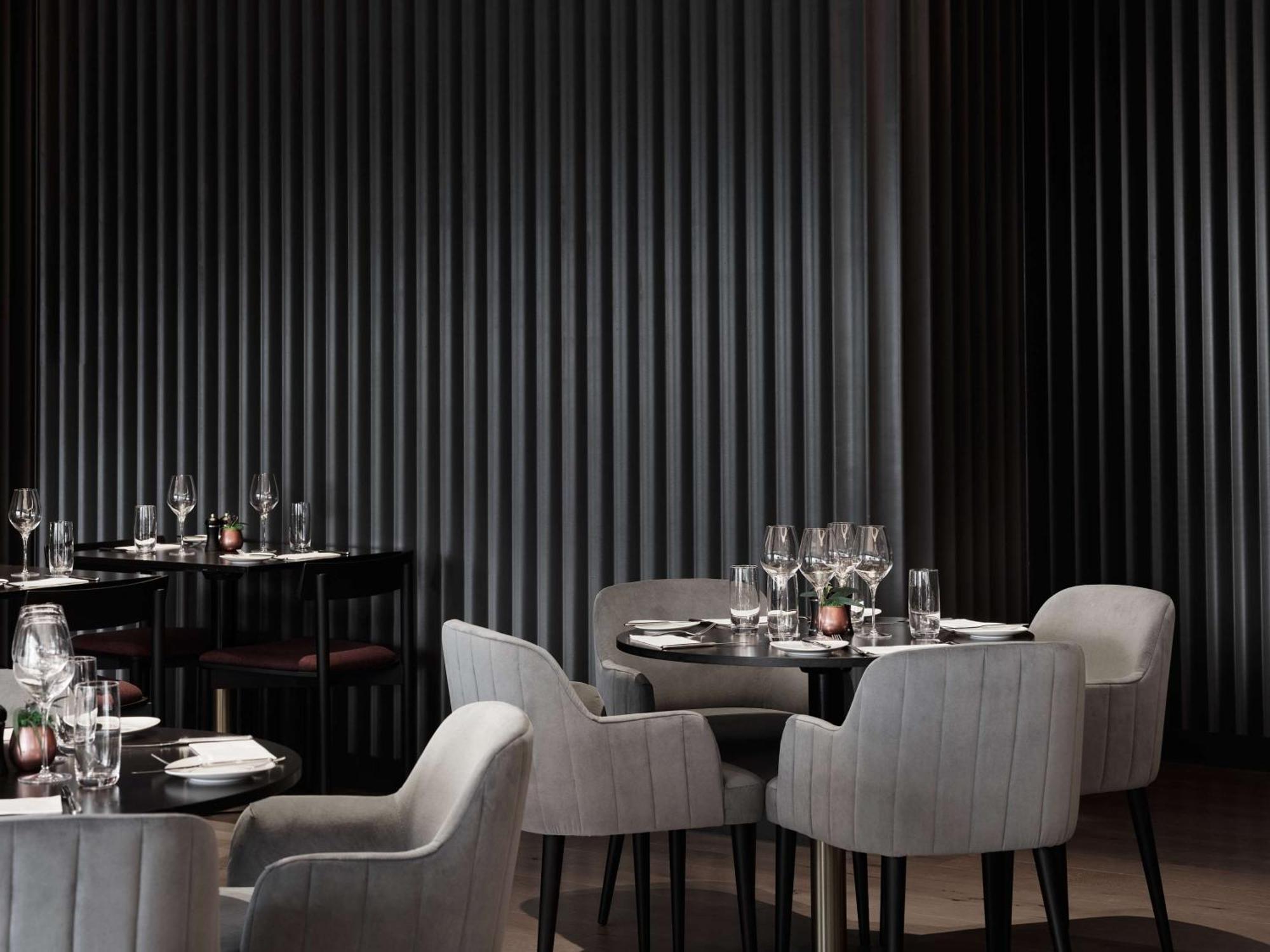Hyatt Regency London Stratford Hotel Exterior photo